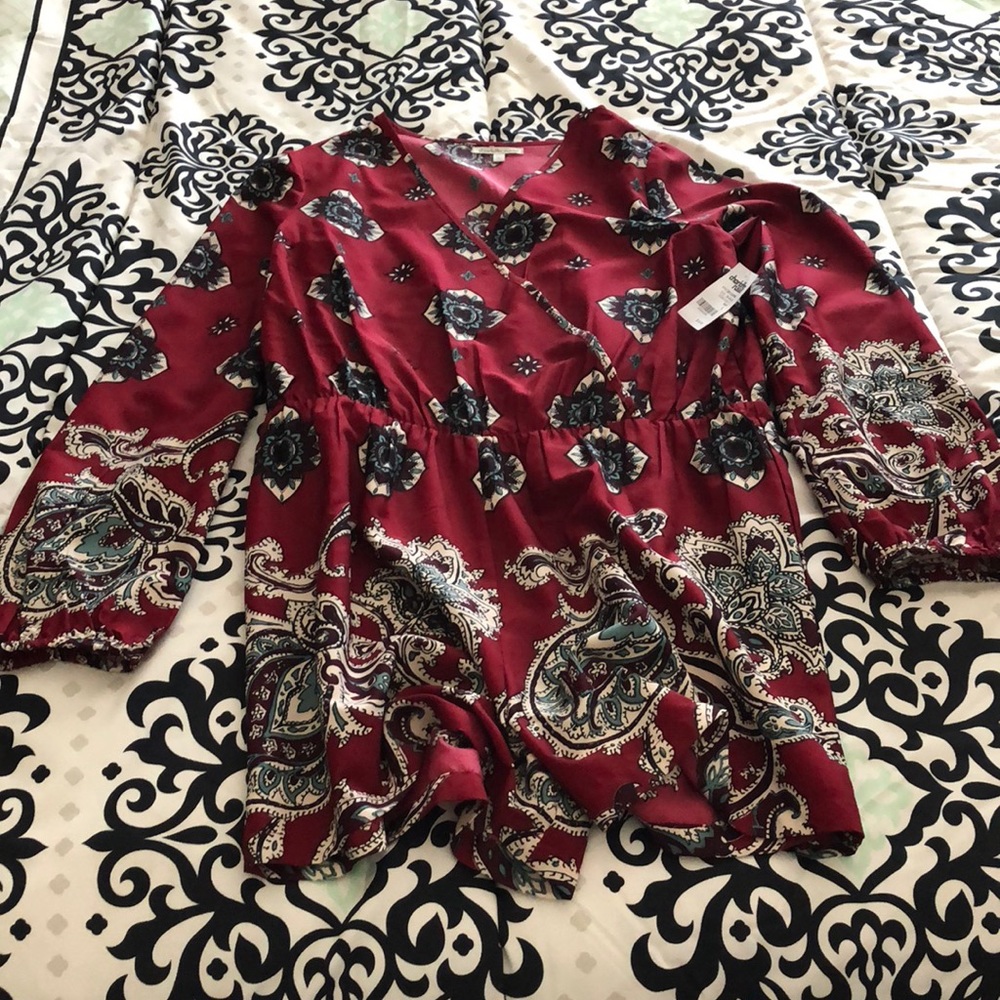 Super cute romper!